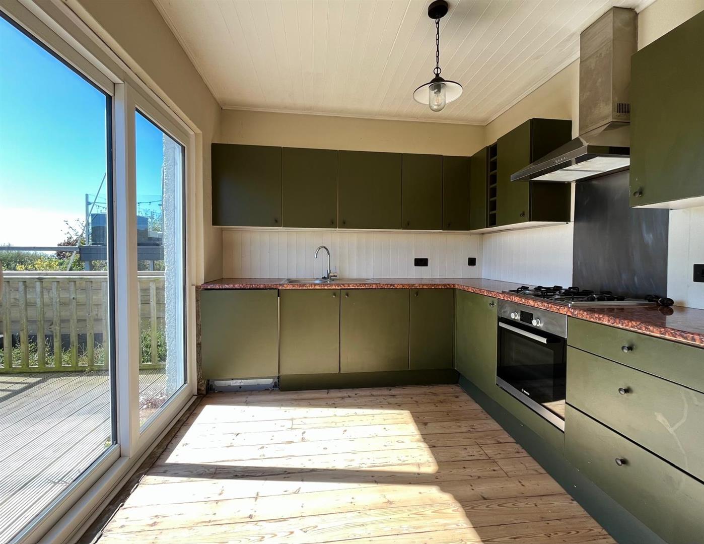 3 bed property in Fairlight Avenue, Hastings